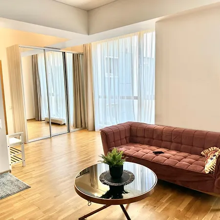 4 Istabu Dzivoklis Pie Juras Dubultos Apartment *